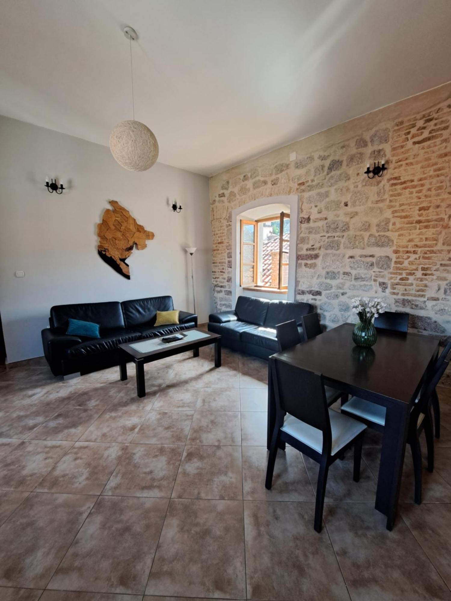 Cozy&Extravagant Suite in Antique Bizanti Palace Kotor Chambre photo